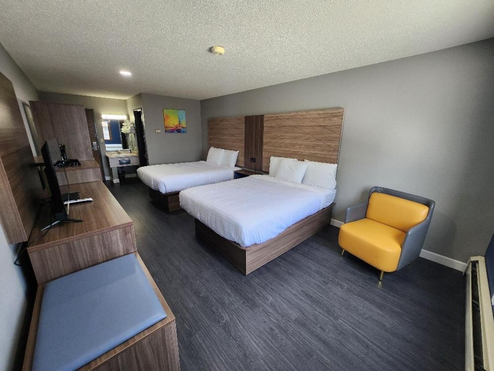 Super 8 By Wyndham Hayward Wi Motel Exterior foto