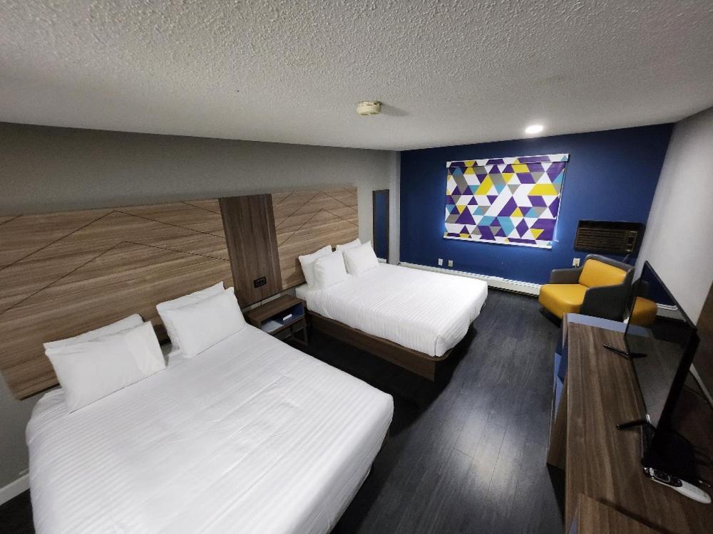 Super 8 By Wyndham Hayward Wi Motel Exterior foto