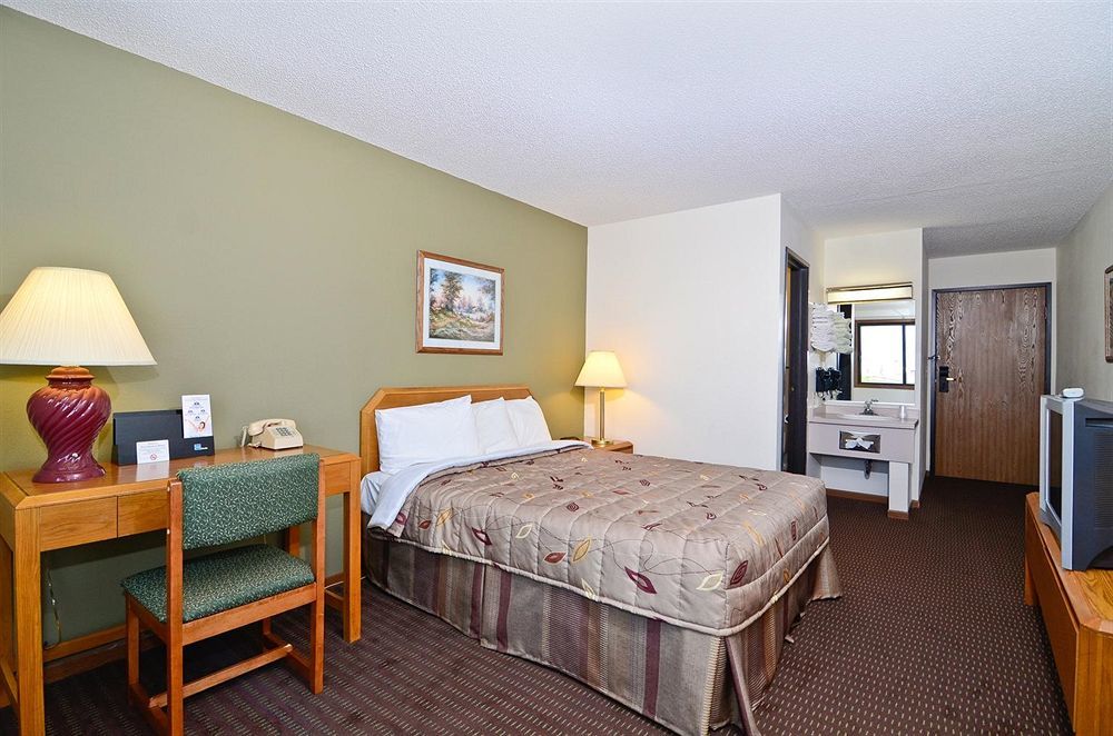 Super 8 By Wyndham Hayward Wi Motel Exterior foto